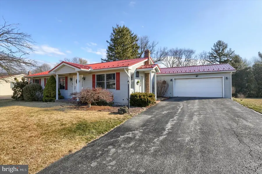 4039 Route 235, McAlisterville, PA 17049 - #2