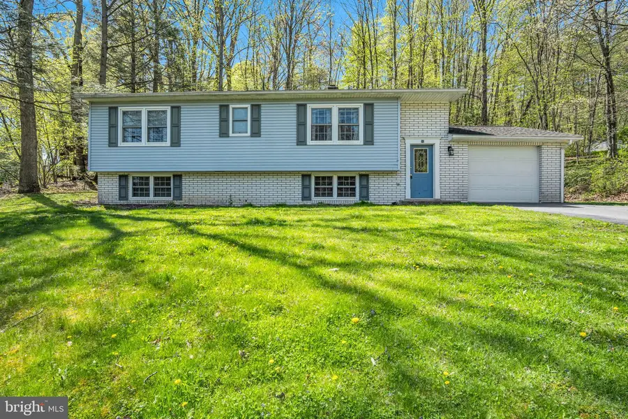 32 Birch Dr, Thompsontown, PA 17094 - #2