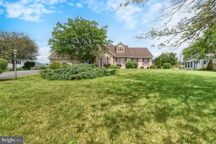 217 Musser Rd, McAlisterville, PA 17049 - #2