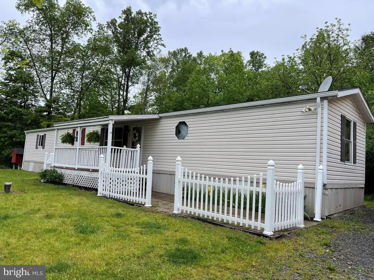 6775 Mountain Rd, Fayette, PA 17049 - #1