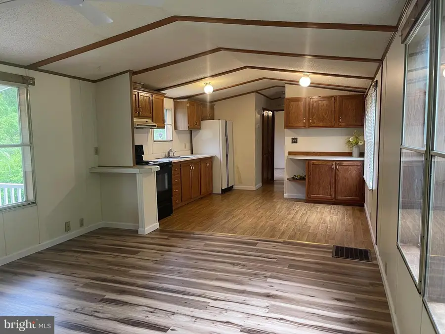 6775 Mountain Rd, Fayette, PA 17049 - #3