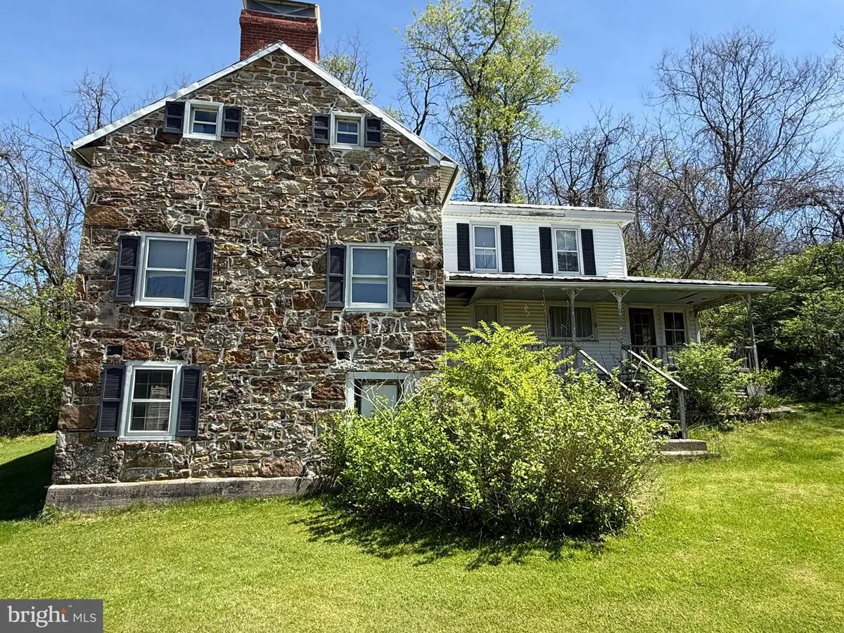 2408 Academia, Port Royal, PA 17082 - #1