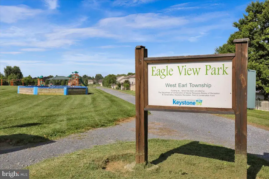 53 Hawk Ln, Ephrata, PA 17522 - Image #3