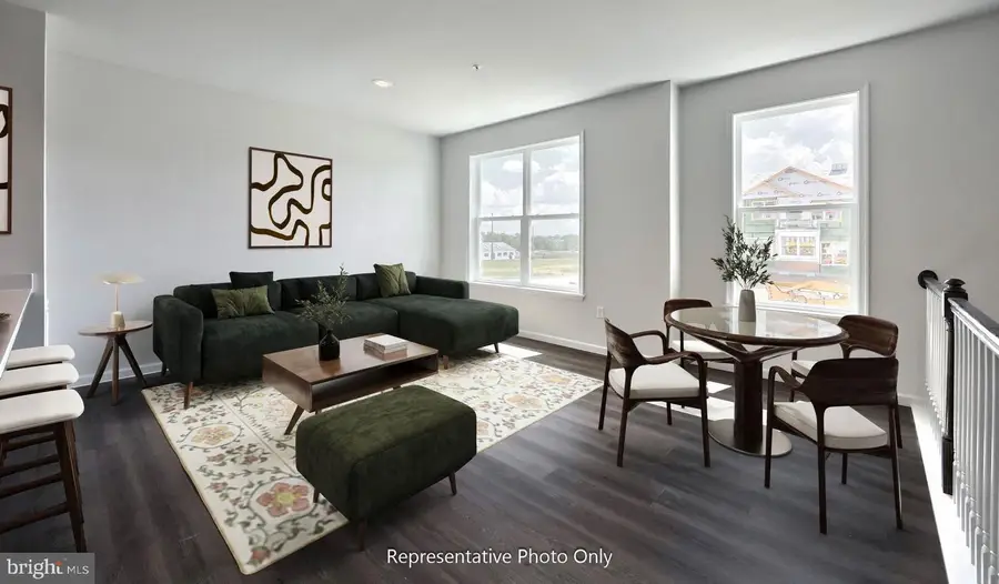 77 N Conifer Dr, Elizabethtown, PA 17022 - #3