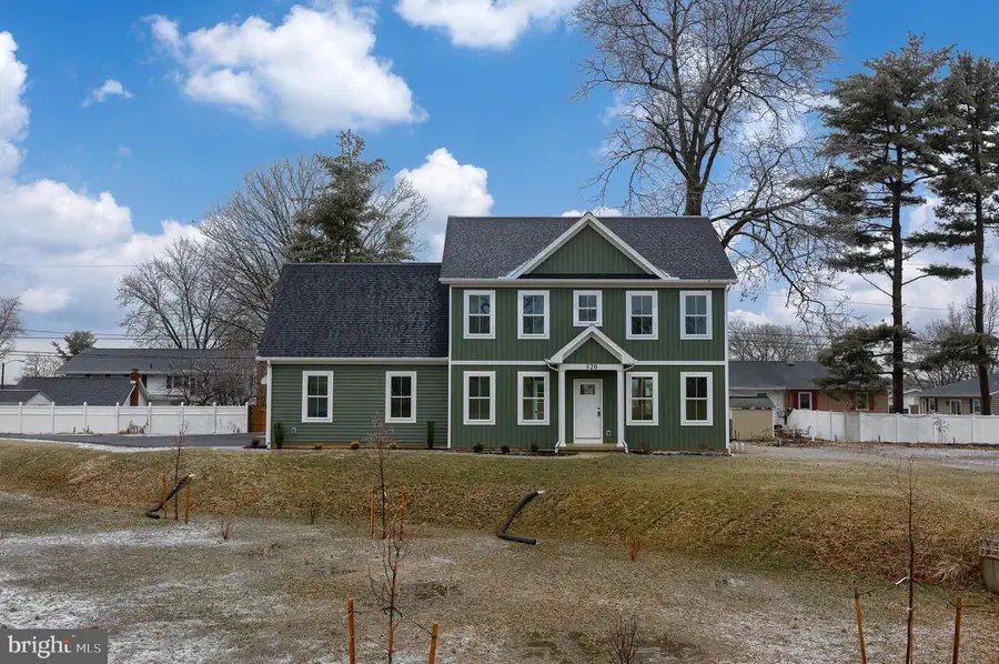 520 Woodcrest Ave, Lititz, PA 17543 - Image #3