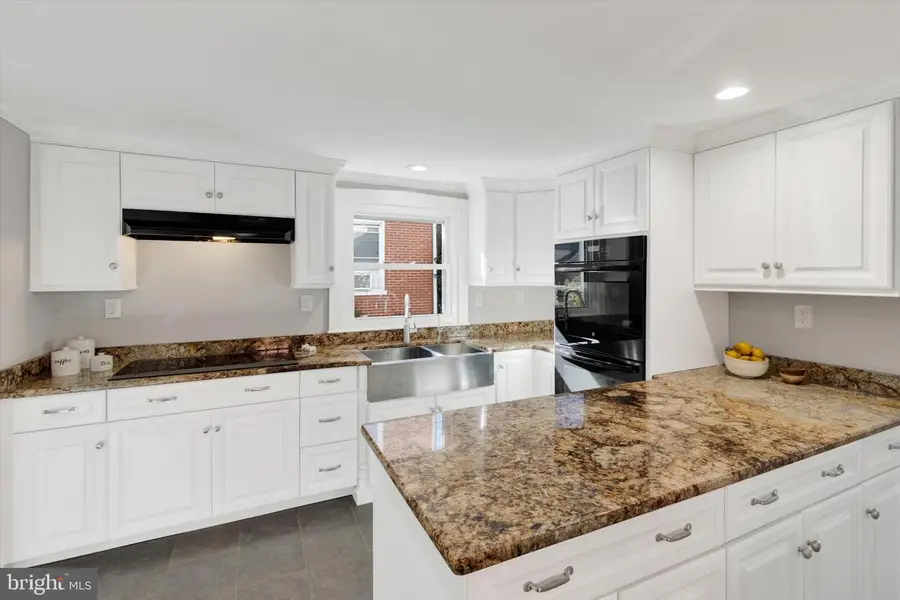 24 Miller St, Strasburg, PA 17579 - Image #3