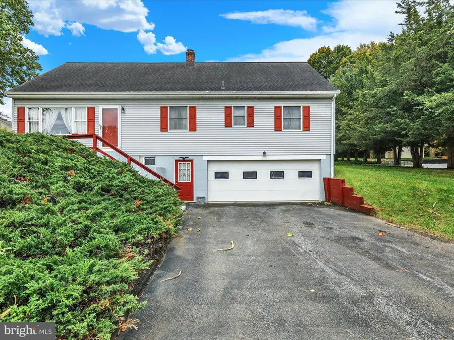 2 Bunny Ln, Willow Street, PA 17584 - Image #2