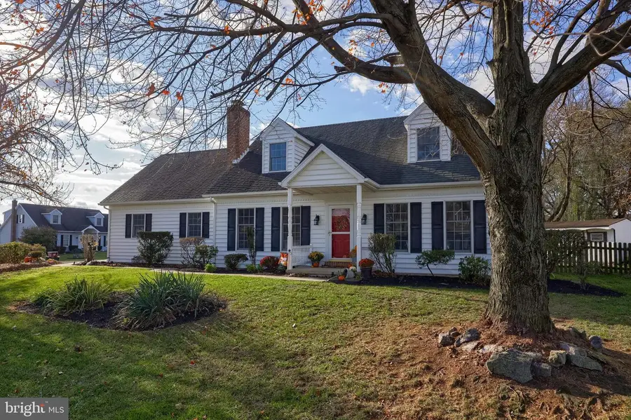 206 Kimberly Ln, Ephrata, PA 17522 - Image #3