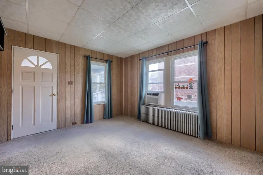 907 Walnut St, Columbia, PA 17512 - Image #2