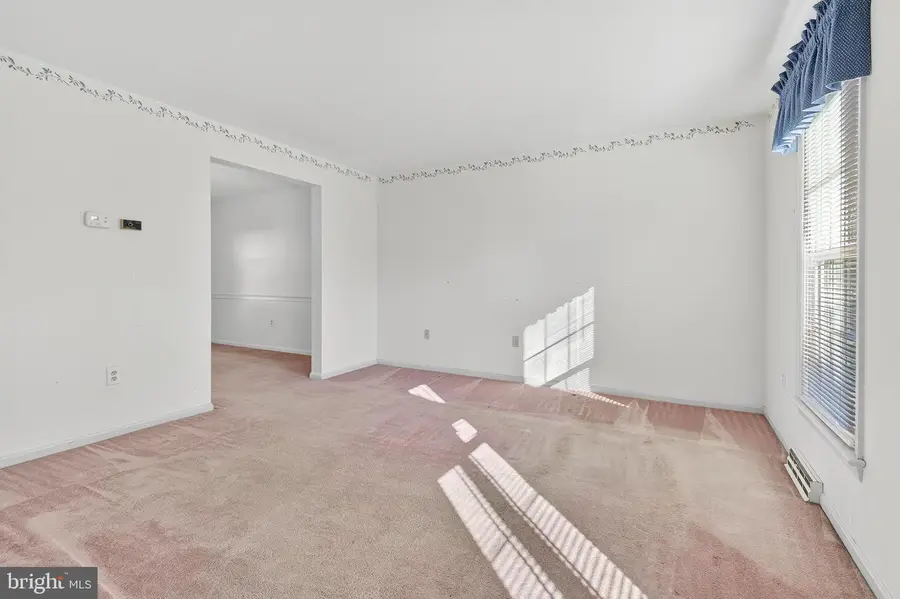 6 Leesburge Dr, Willow Street, PA 17584 - Image #3