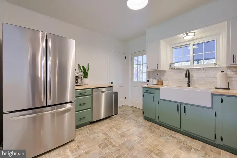 1514 Hollywood Dr, Lancaster, PA 17601 - Image #3