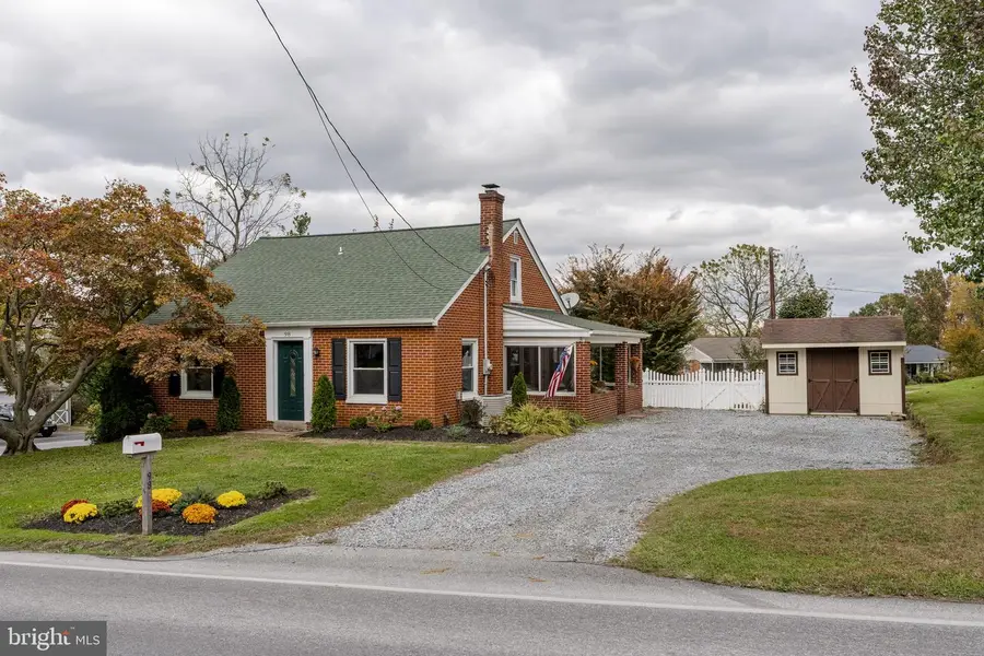 98 Lancaster Ave, Strasburg, PA 17579 - Image #2