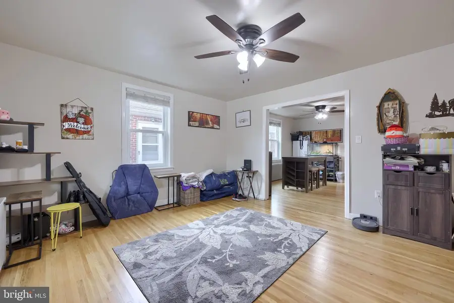 107 W Sunset Ave, Ephrata, PA 17522 - Image #3