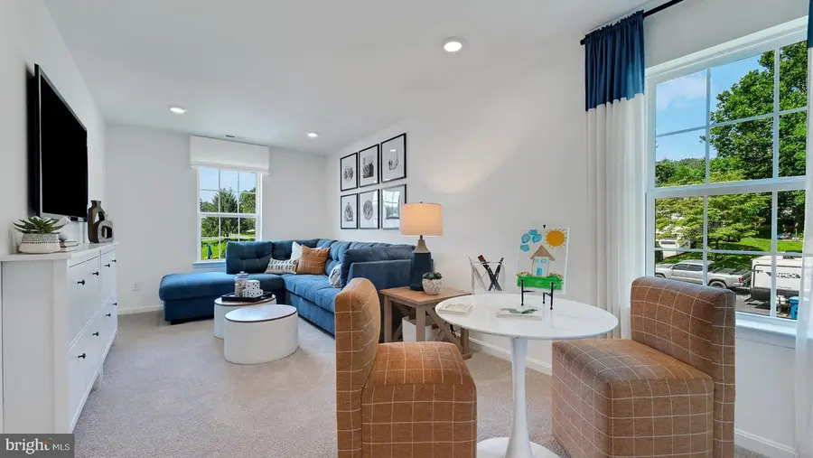 122 Erica Ln, Columbia, PA 17512 - Image #2