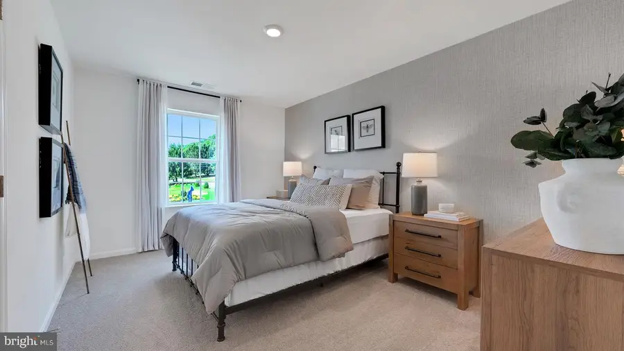 122 Erica Ln, Columbia, PA 17512 - Image #3