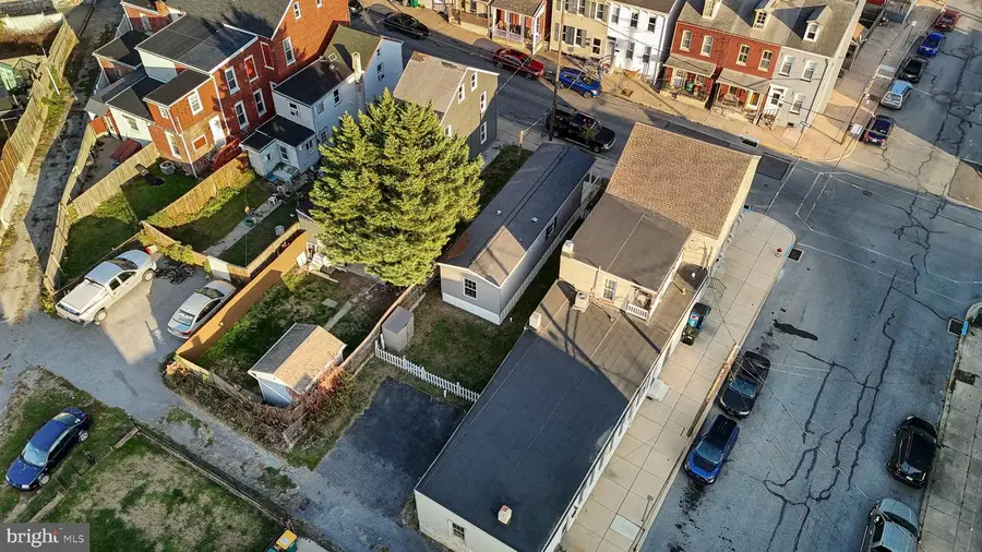 305 Perry St, Columbia, PA 17512 - Image #3