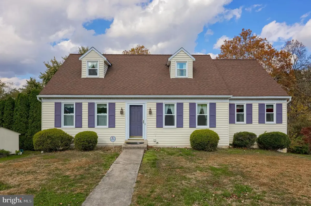 1817 Shelley Rd, Lancaster, PA 17602 - Image #1