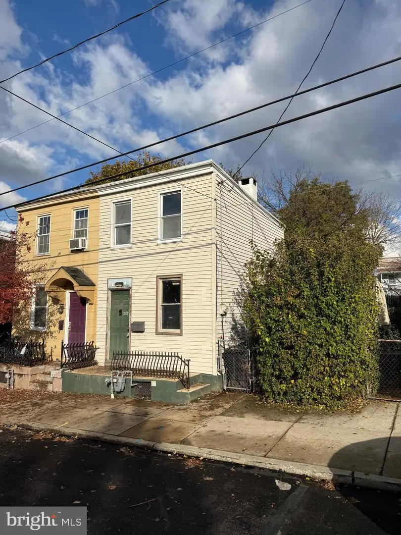 305 N Marshall St, Lancaster, PA 17602 - Image #1