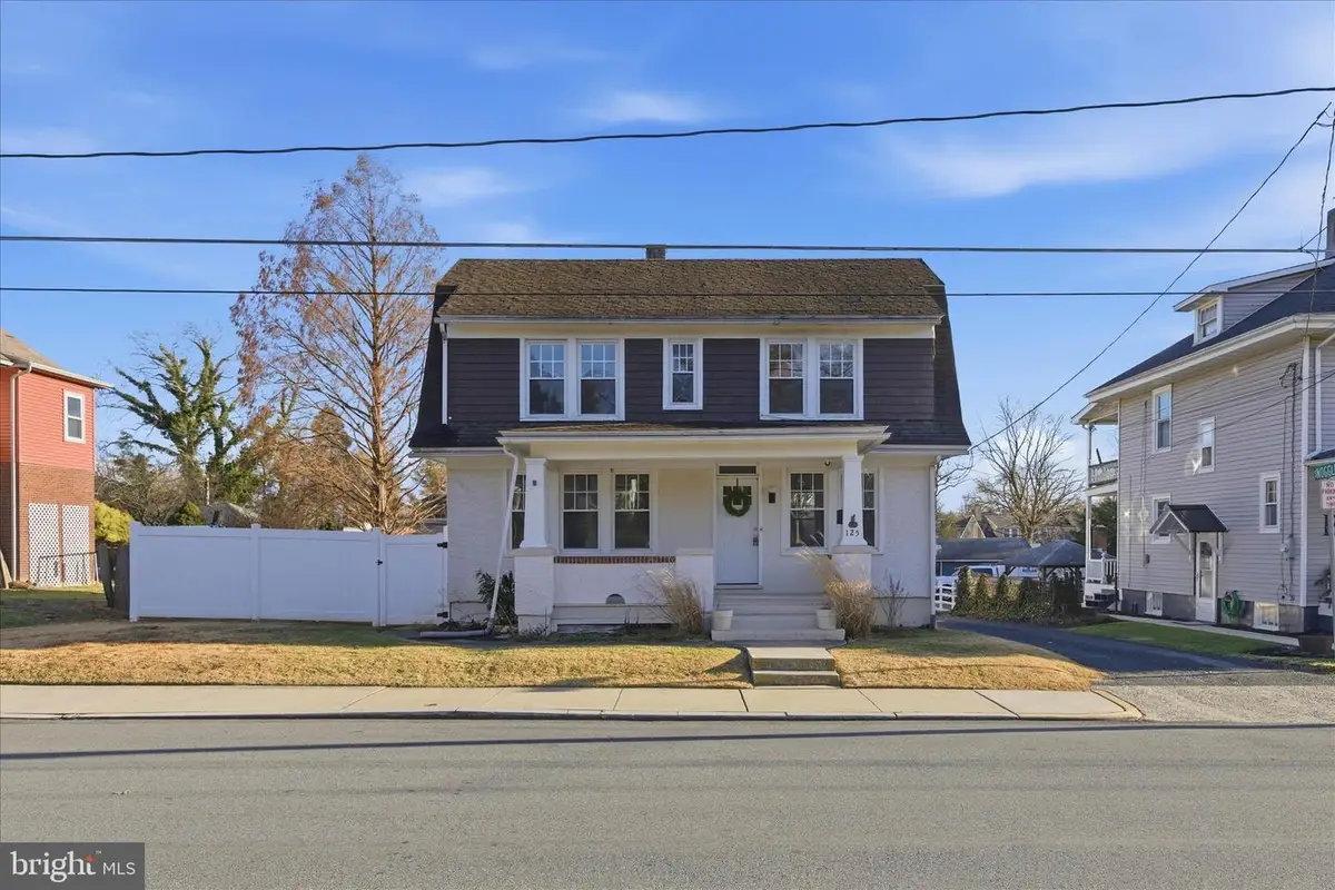 125 E Ferdinand St, Manheim, PA 17545 - Image #1