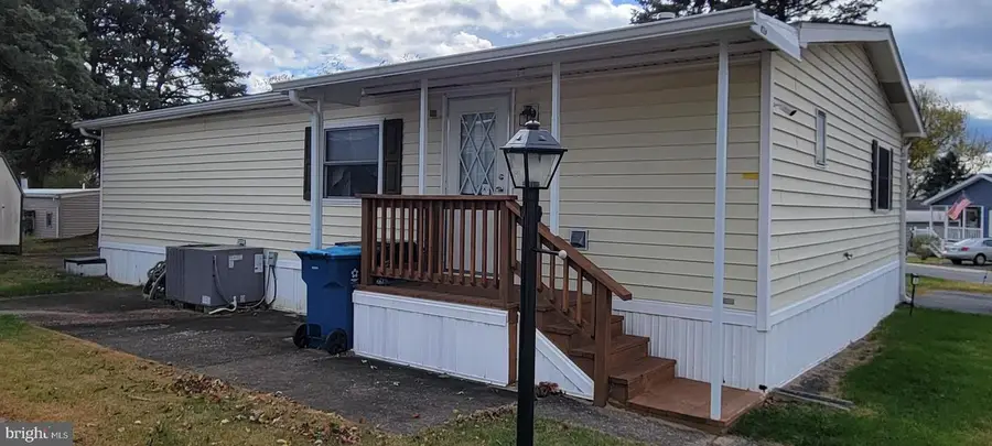 35 Ridgewood Mnr, Manheim, PA 17545 - Image #2