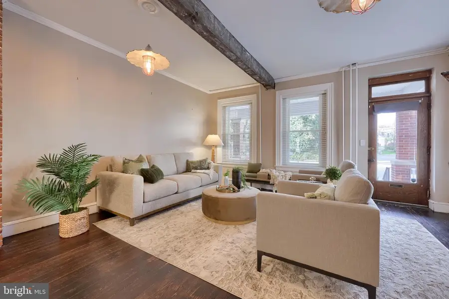 658 W Walnut St, Lancaster, PA 17603 - Image #2