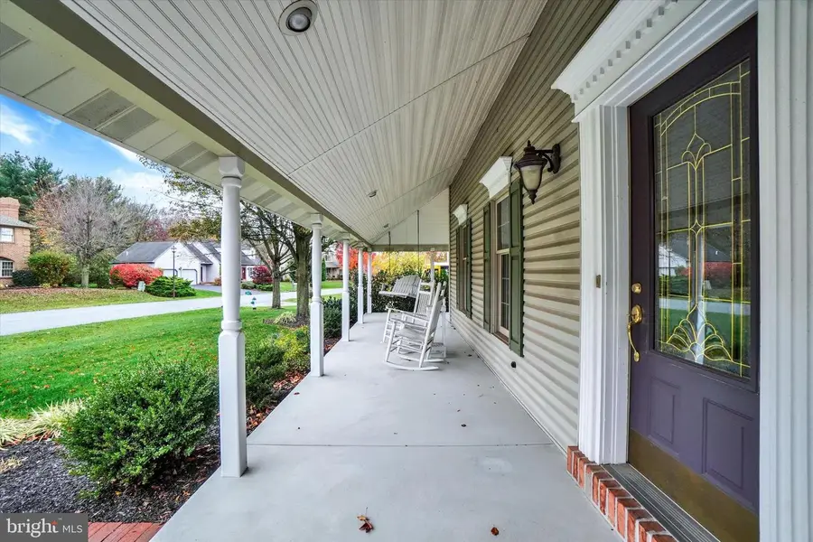 1365 Hickory Run Dr, Elizabethtown, PA 17022 - Image #3