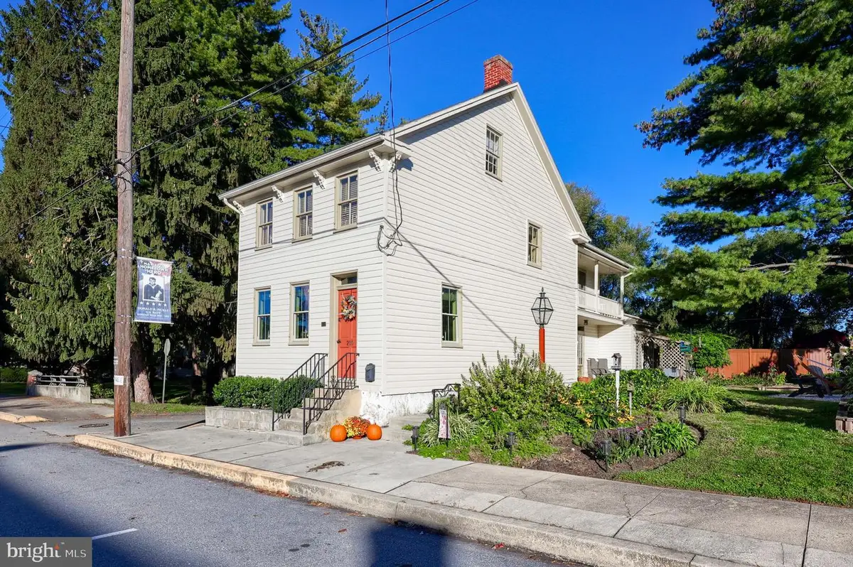 200 E Market St, Marietta, PA 17547 - Image #1