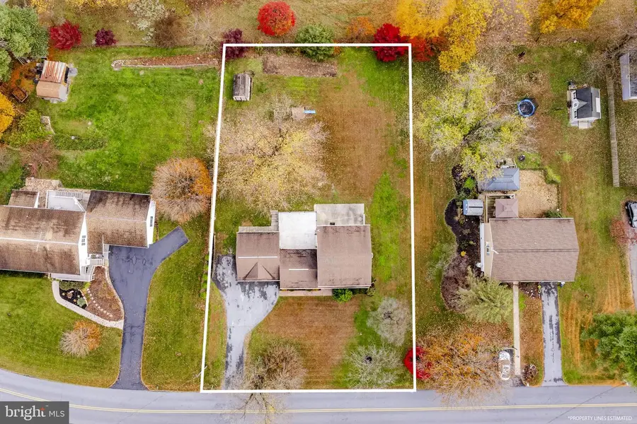 105 Hershey Rd, Lititz, PA 17543 - Image #2