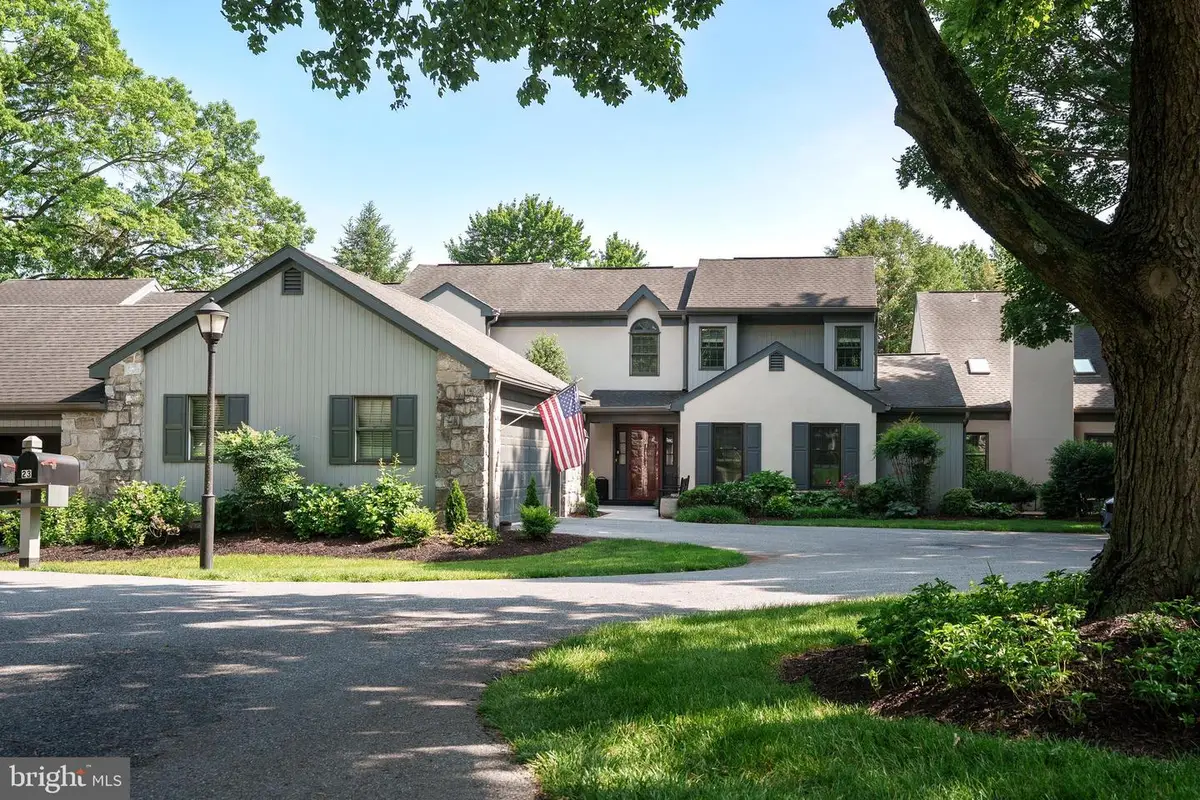 23 Deer Ford Dr, Lancaster, PA 17601 - Image #1