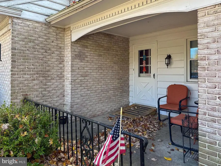 1942 Drexel Ave, Lancaster, PA 17602 - Image #2