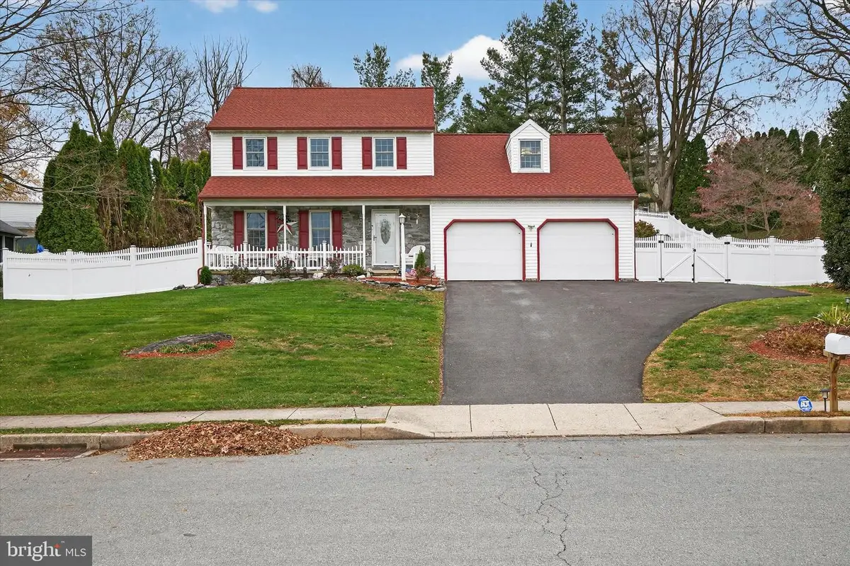 1707 Crossfield Dr, Lancaster, PA 17603 - Image #1