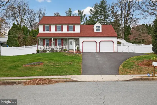 1707 Crossfield Dr, LANCASTER, PA 17603