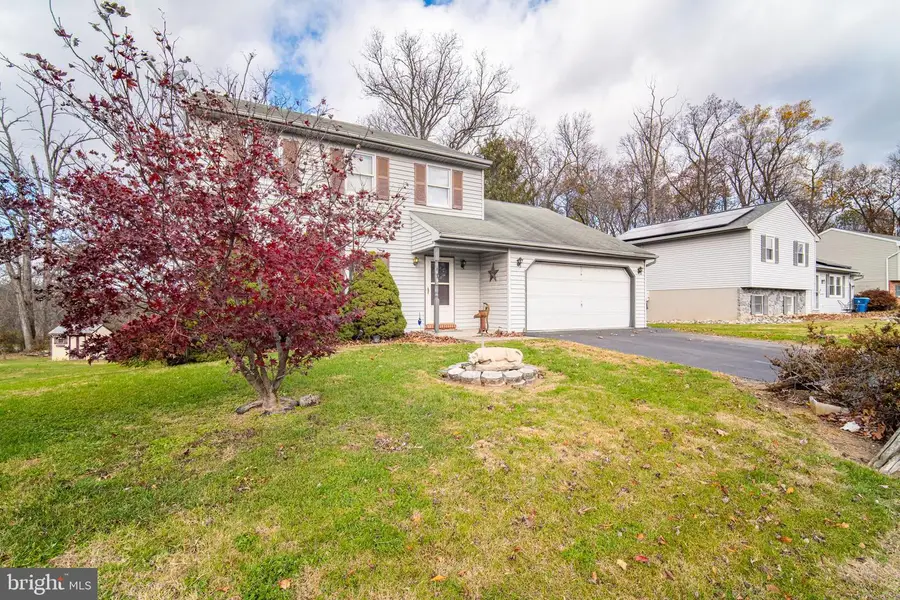 14 Chestnut Run, Elizabethtown, PA 17022 - Image #2