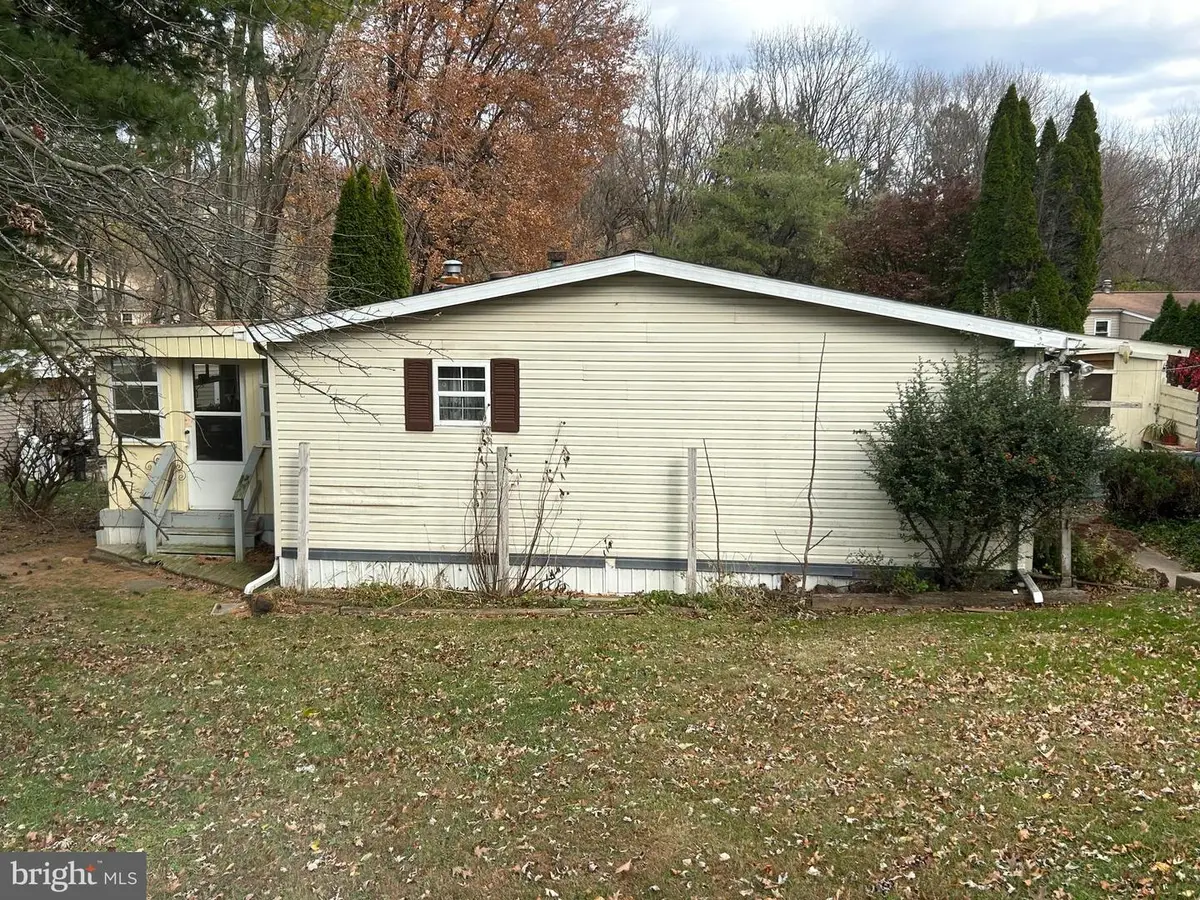 751 Willow Ln, Gap, PA 17527 - Image #1