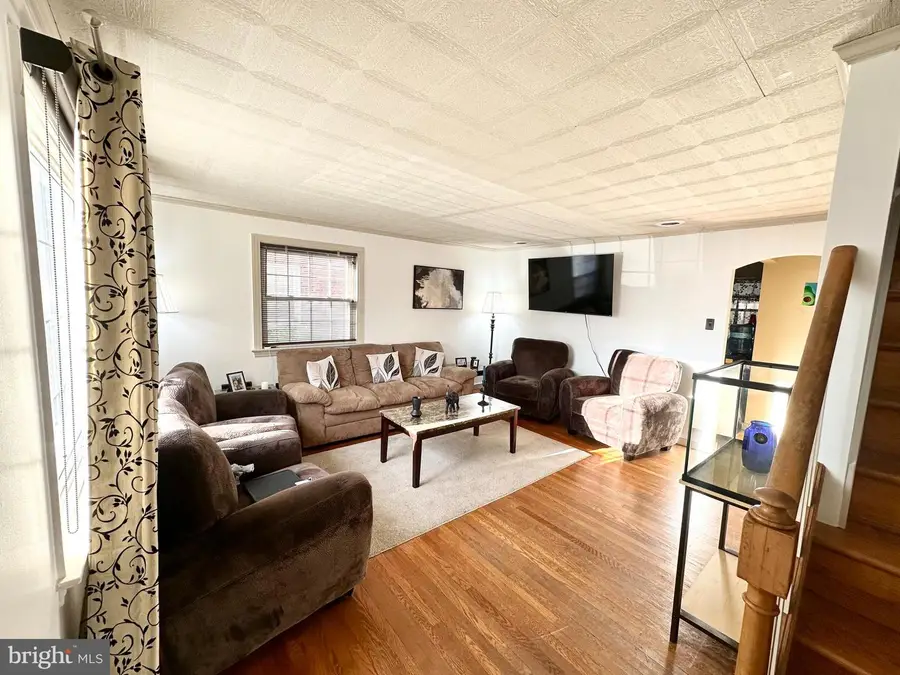 449 Hershey Ave, Lancaster, PA 17603 - Image #3