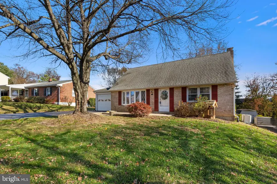 63 Quaker Hills Rd, Lancaster, PA 17603 - Image #3