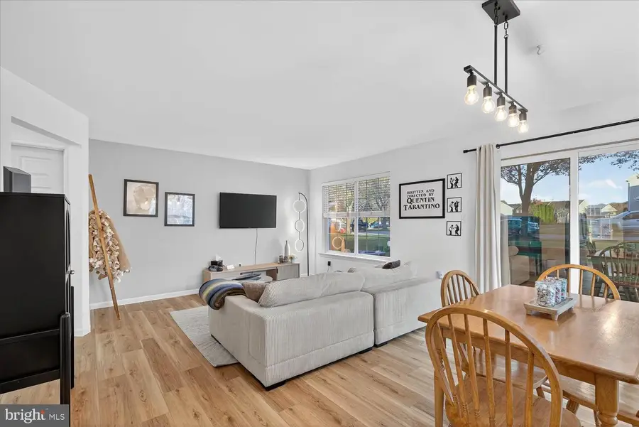 4032 Bradford Cir, Mount Joy, PA 17552 - Image #3