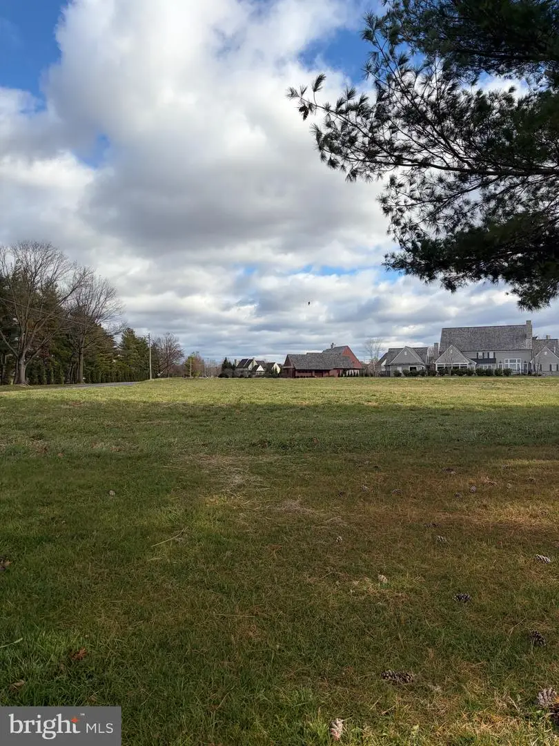 #48 Meadowbreeze Ln, Lititz, PA 17543 - Image #2