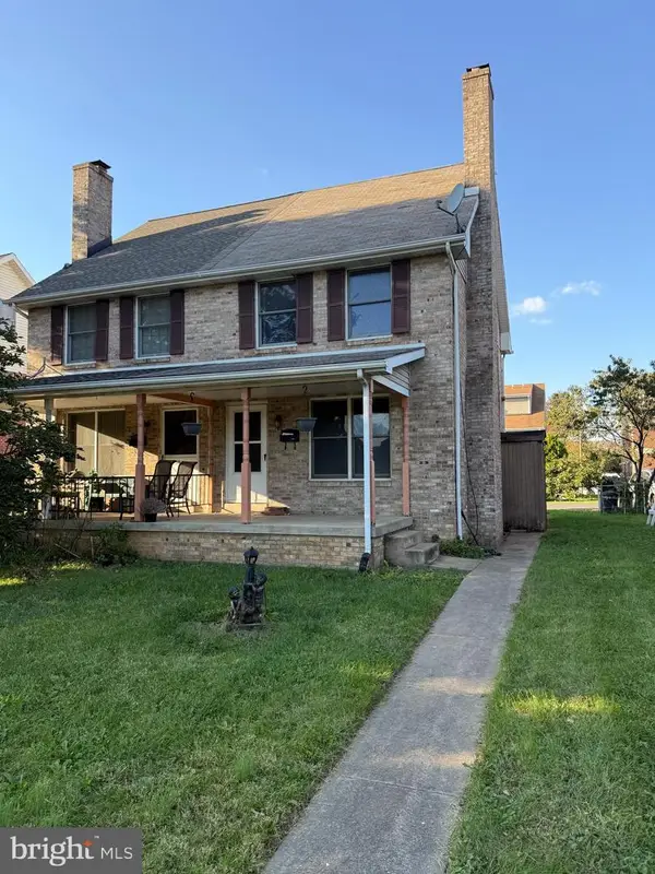 1015 E Walnut St, LANCASTER, PA 17602