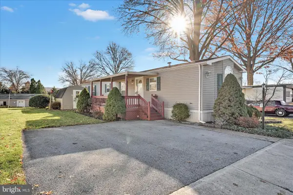 137 Meadow Valley Rd #lot 37, EPHRATA, PA 17522