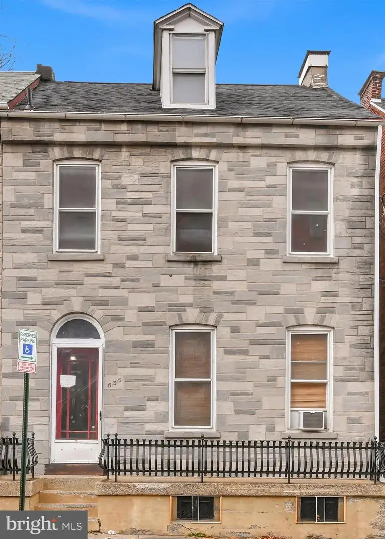 635 Manor St, Lancaster, PA 17603 - Image #1