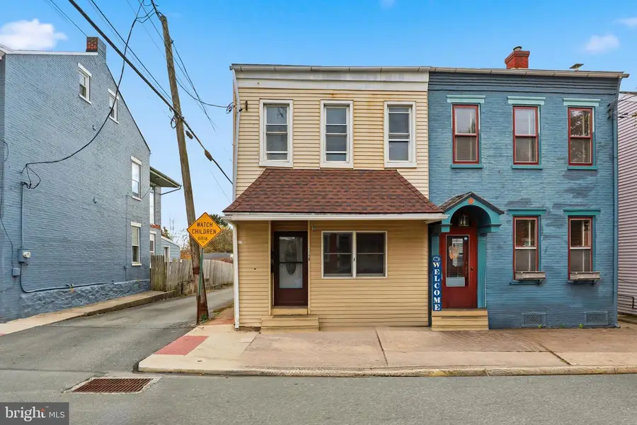 128 N 7th St, Columbia, PA 17512 - Image #2