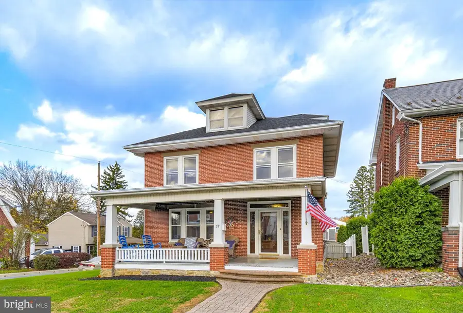 37 W Sunset Ave, Ephrata, PA 17522 - Image #3
