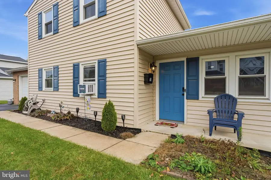 19 E Sunset Ave, Ephrata, PA 17522 - Image #3