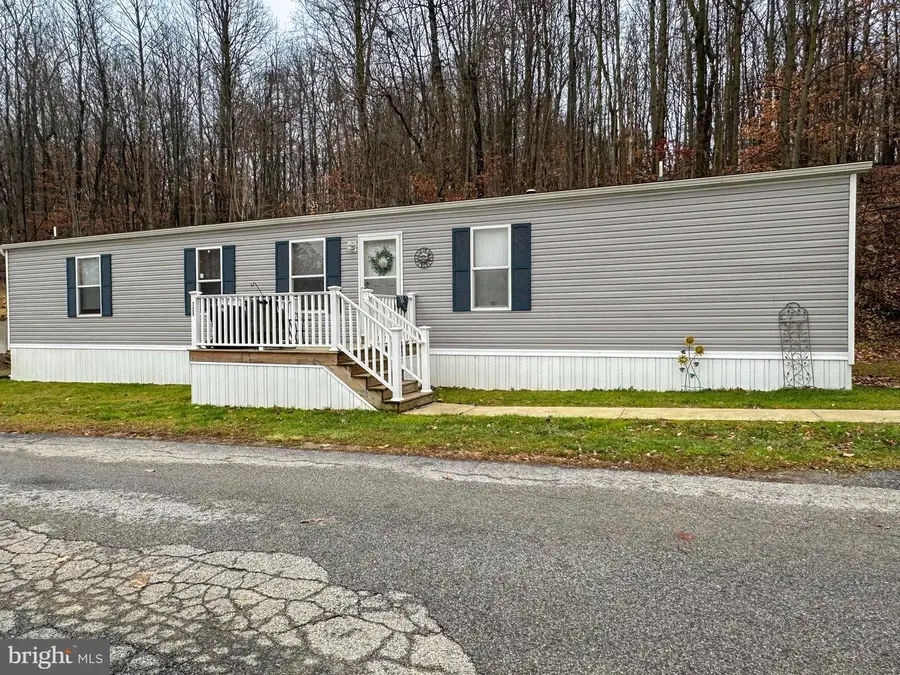 725 Hillside Dr, Gap, PA 17527 - Image #2
