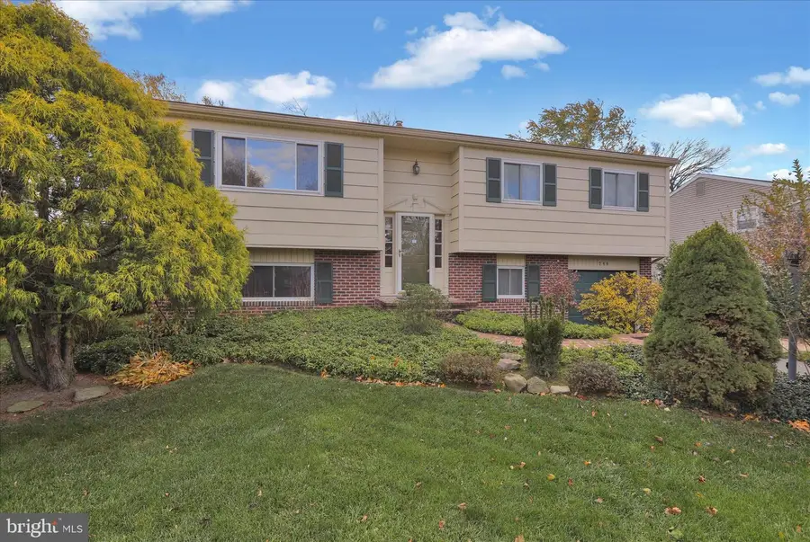 740 Blue Grass Rd, Lancaster, PA 17601 - Image #3