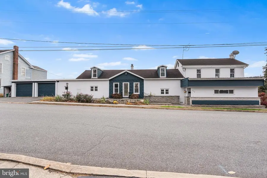 676 W Market St, Marietta, PA 17547 - Image #2