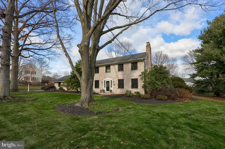 2591 Spring Valley Rd, Lancaster, PA 17601 - Image #2