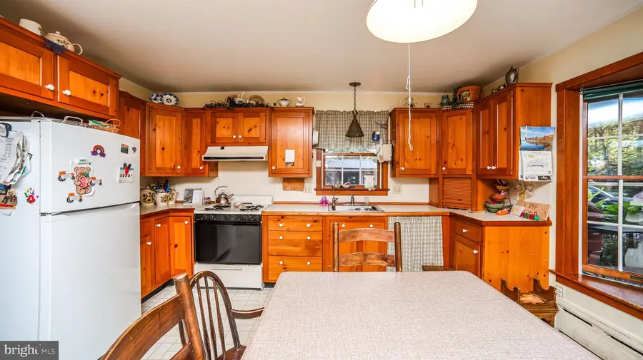 240 Evans Rd, Lititz, PA 17543 - Image #3