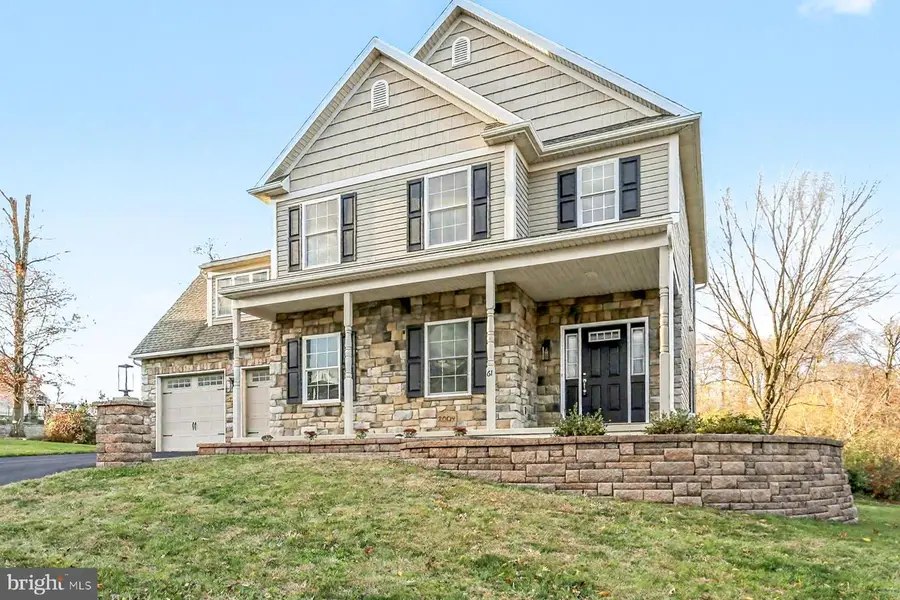 61 Gentle Dr, East Earl, PA 17519 - Image #3